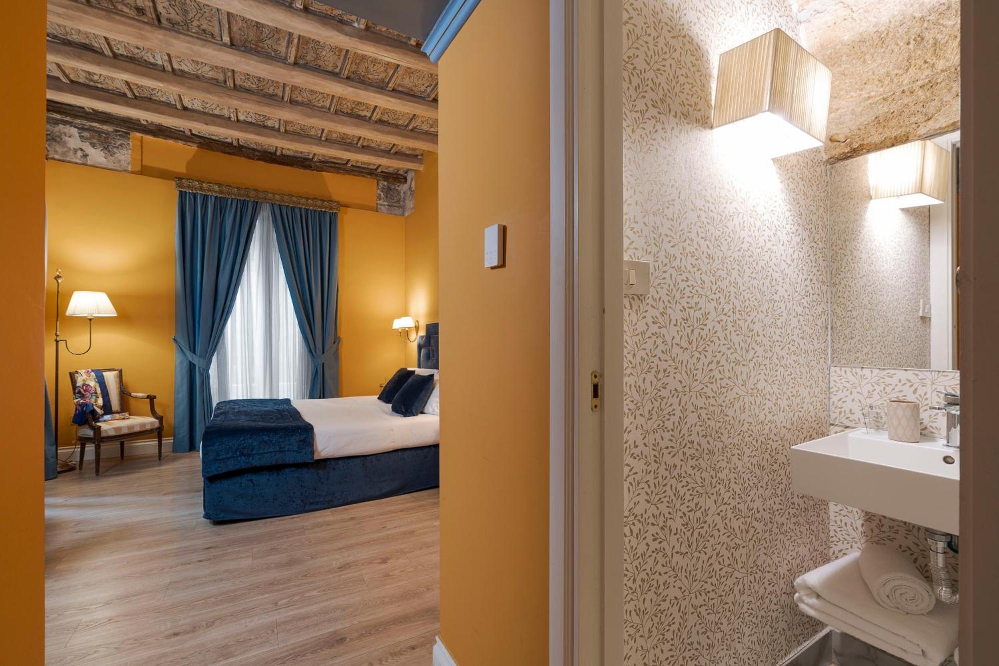 Hotel Palazzo Arone Dei Baroni Di Valentino Palermo Exterior foto