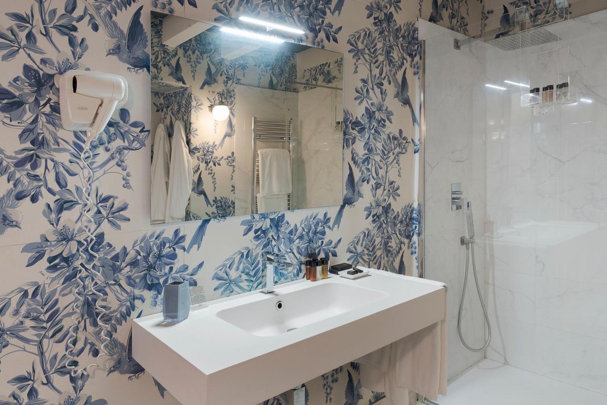 Hotel Palazzo Arone Dei Baroni Di Valentino Palermo Habitación foto